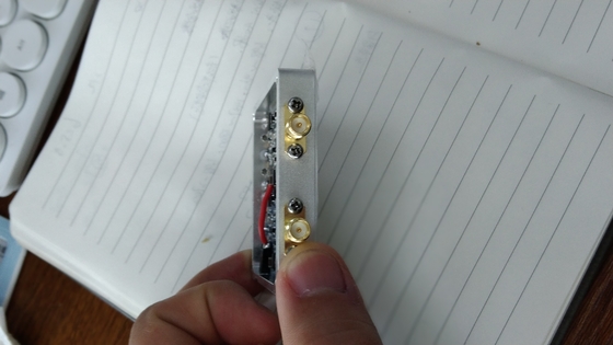 เครื่องกระตุ้น RF สองทิศ 2.4GHz 5.8GHz 4W พร้อมการกระตุ้นสัญญาณ